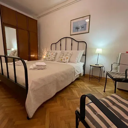 Gorana With Swimming Pool Apartman