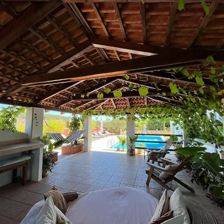 Apartman Gorana With Swimming Pool